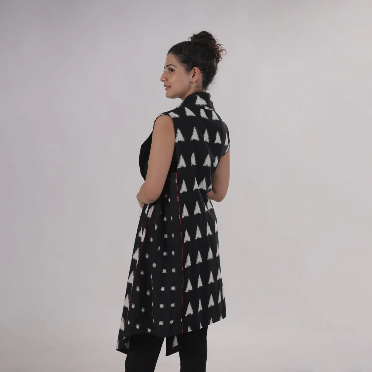 Black & White Handprinted Ikat Sleeveless Shrug