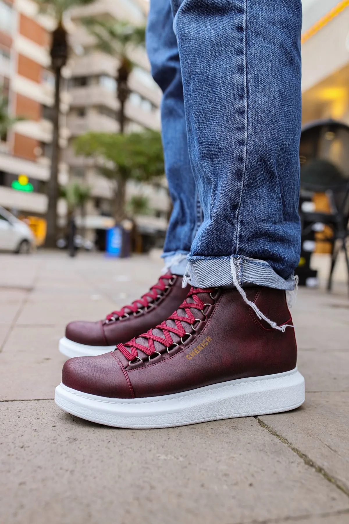 Bordeaux Mid Top Sneaker CH258