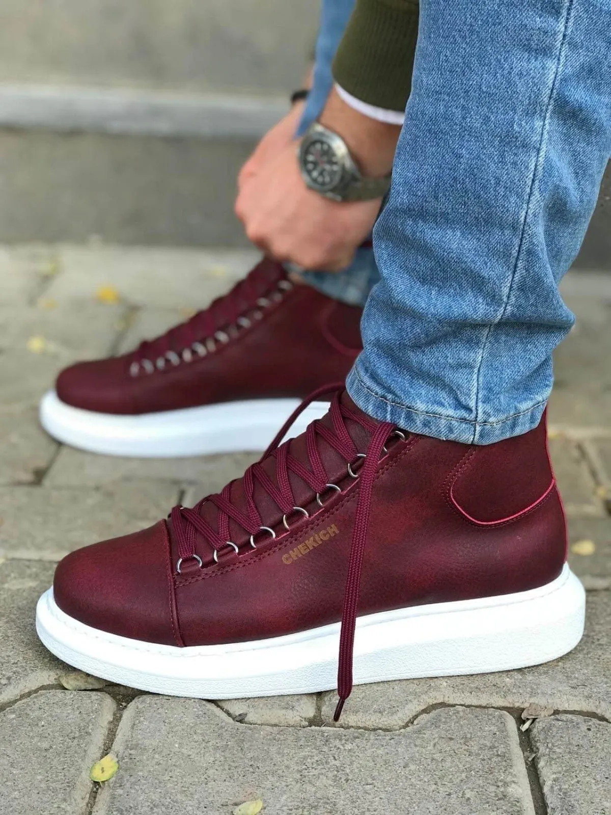 Bordeaux Mid Top Sneaker CH258