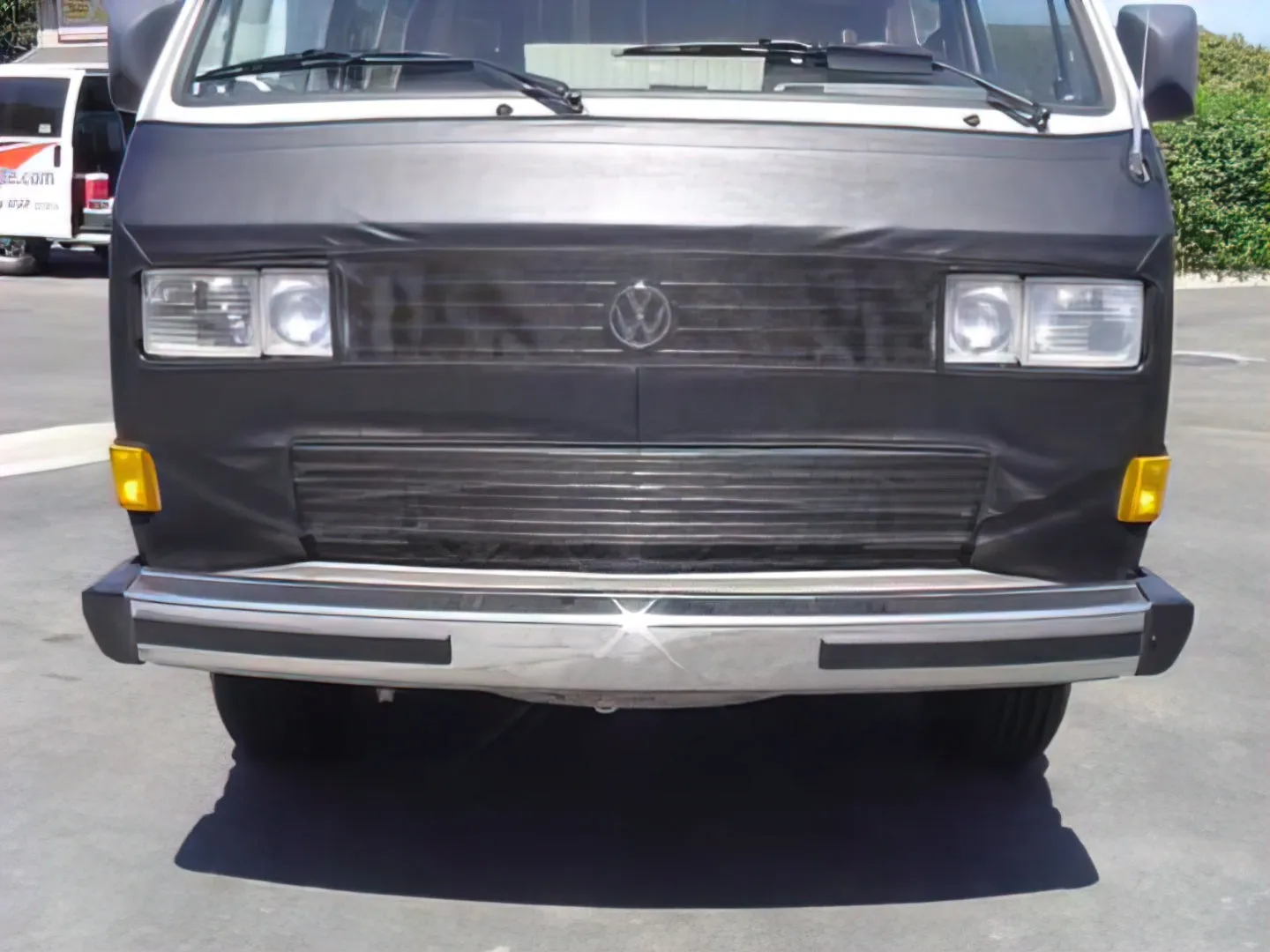 Bra (GW Steel Bumpers or Chrome Bumper & Square Headlights) [Vanagon]