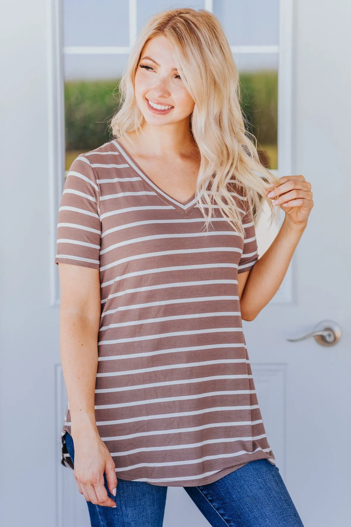 Everyday Running V Neck Striped Short Sleeve Top in Mocha