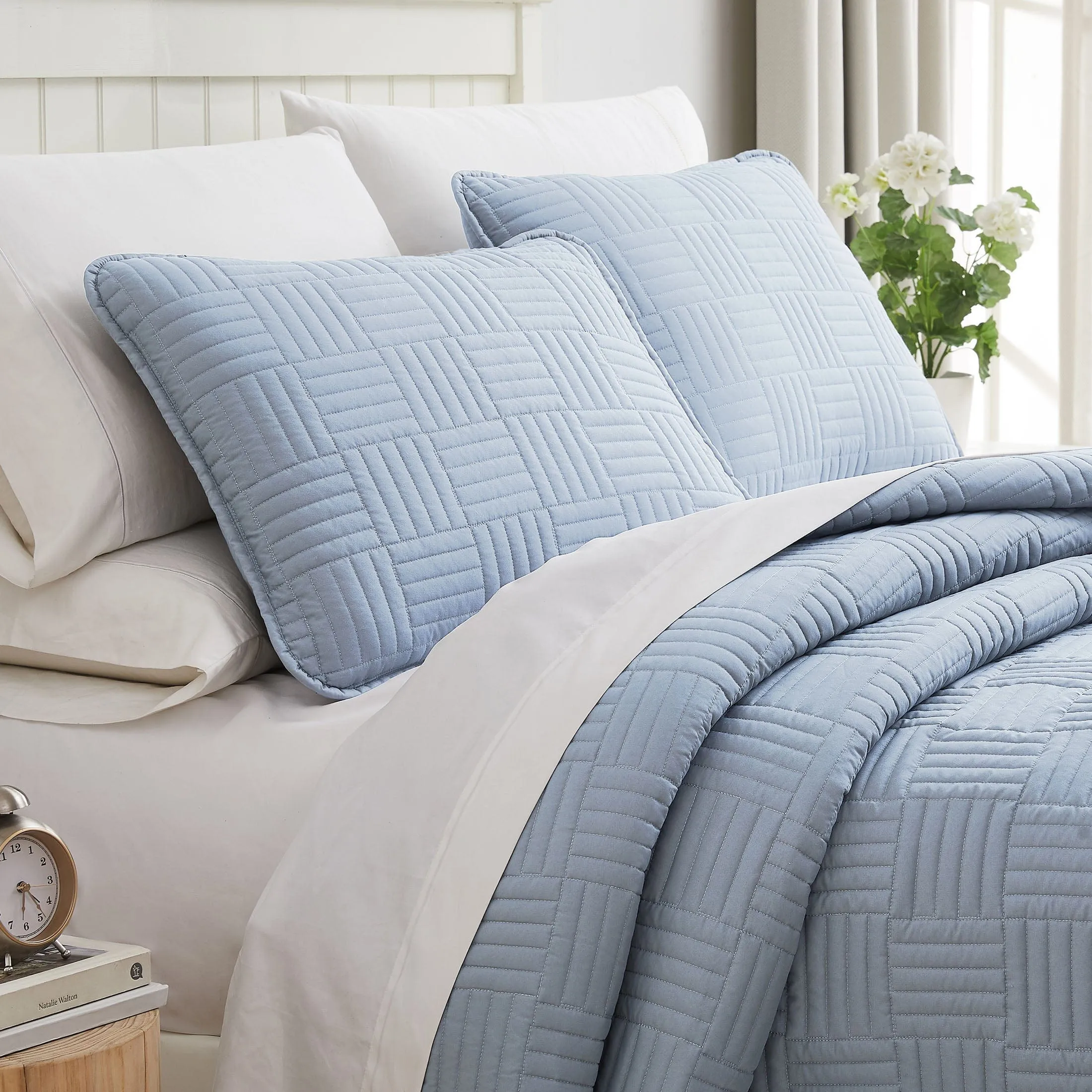 Grid Oversized Quilt Set