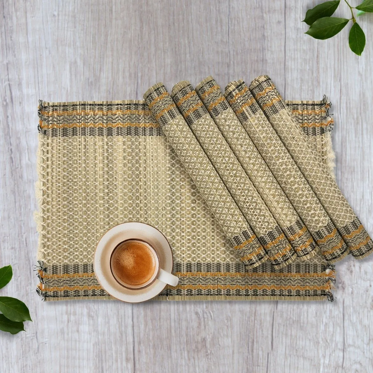 Handmade Dining Table Mats in Beige (Set of 2/4/6) | Eco Friendly Tableware Sustainably Handwoven from Natural Grass