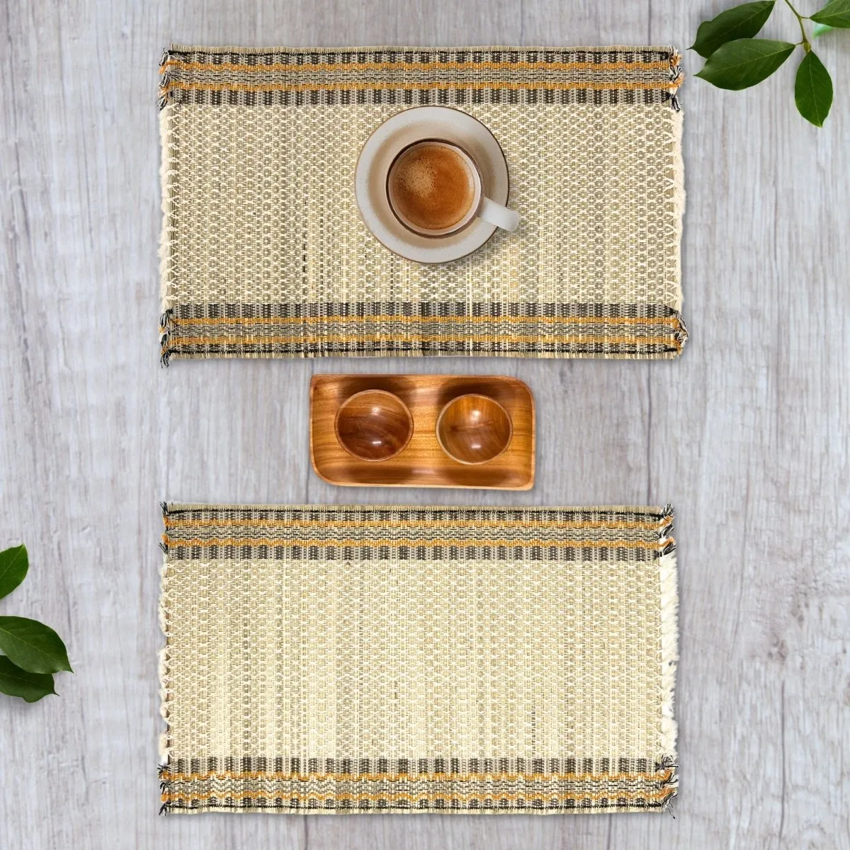 Handmade Dining Table Mats in Beige (Set of 2/4/6) | Eco Friendly Tableware Sustainably Handwoven from Natural Grass