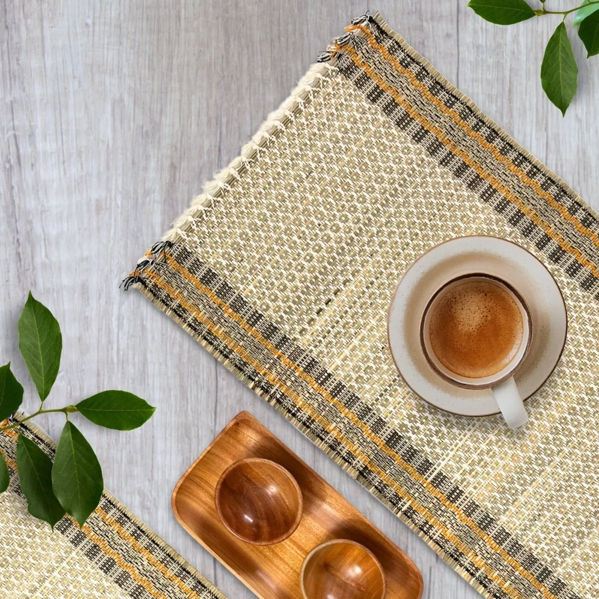 Handmade Dining Table Mats in Beige (Set of 2/4/6) | Eco Friendly Tableware Sustainably Handwoven from Natural Grass