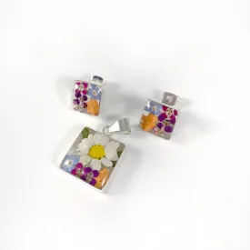 Natural Flowers Resin Pendant & Earring Set