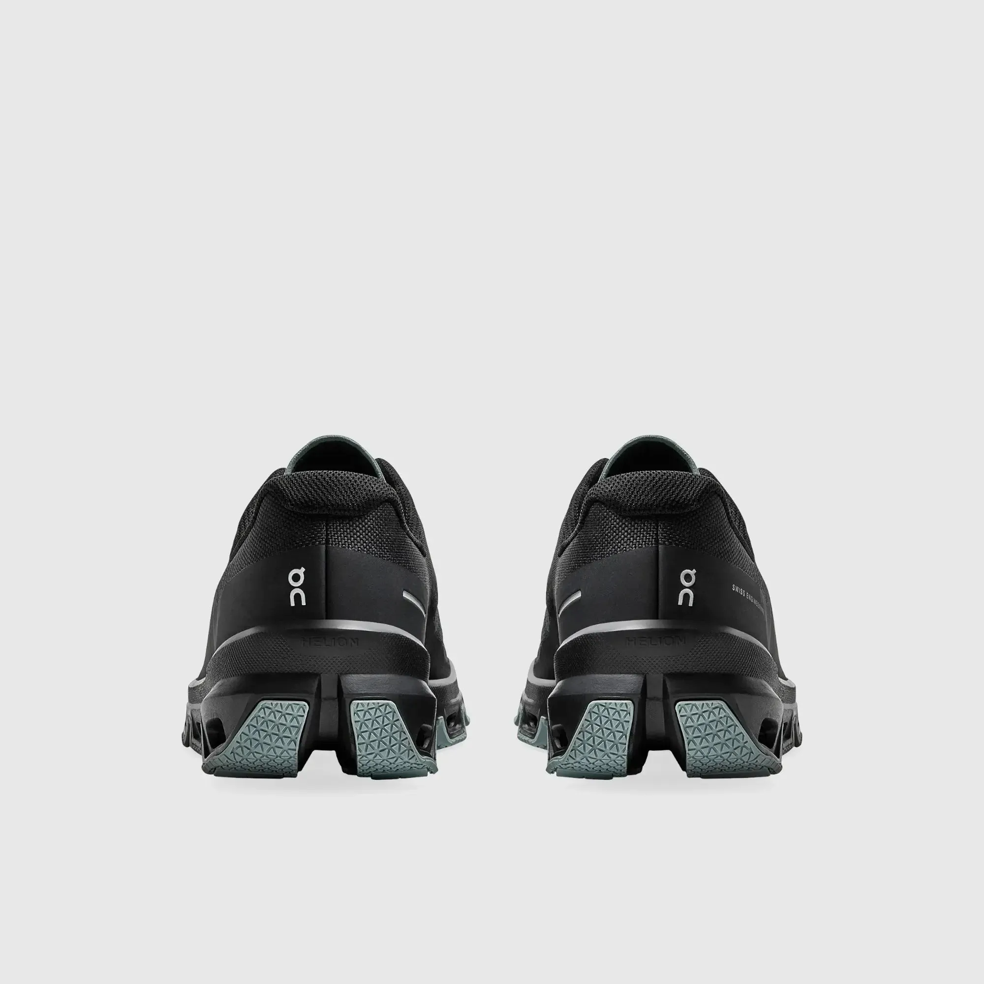 On Women's Cloud Venture 2.0 Black Cobble