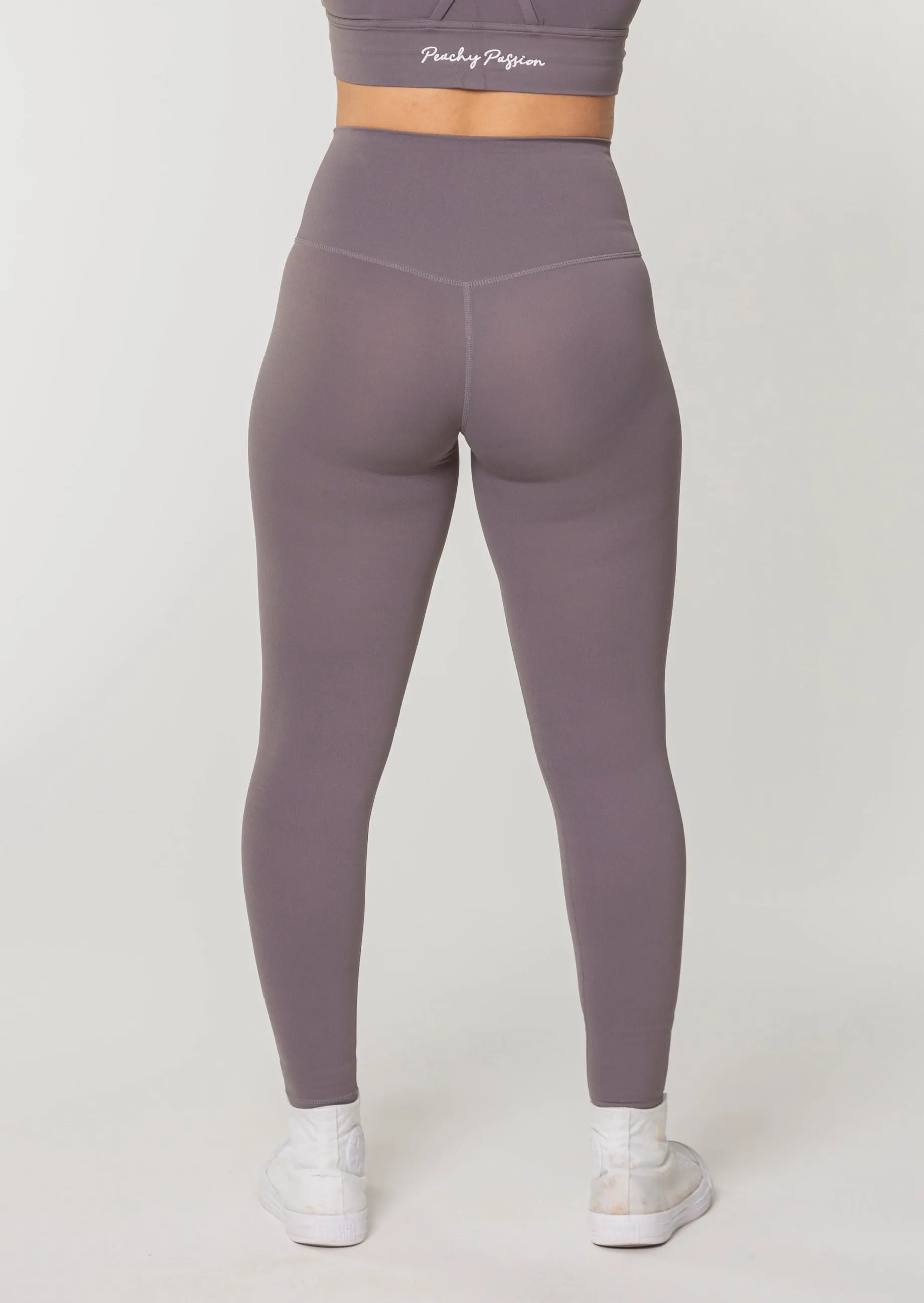 Performance Leggings (Farbe Black VORBESTELLUNG)