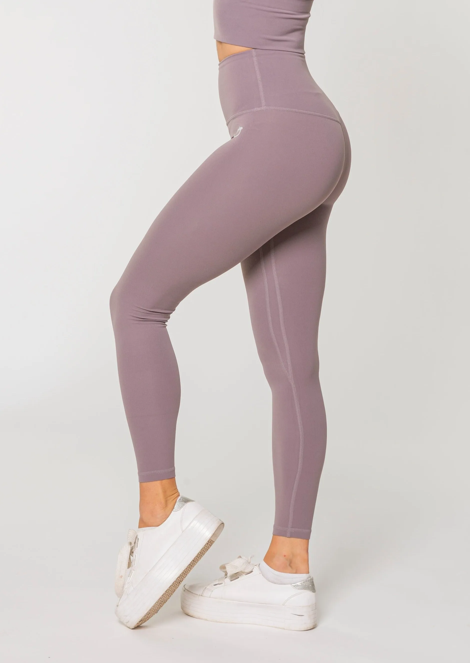 Performance Leggings (Farbe Black VORBESTELLUNG)