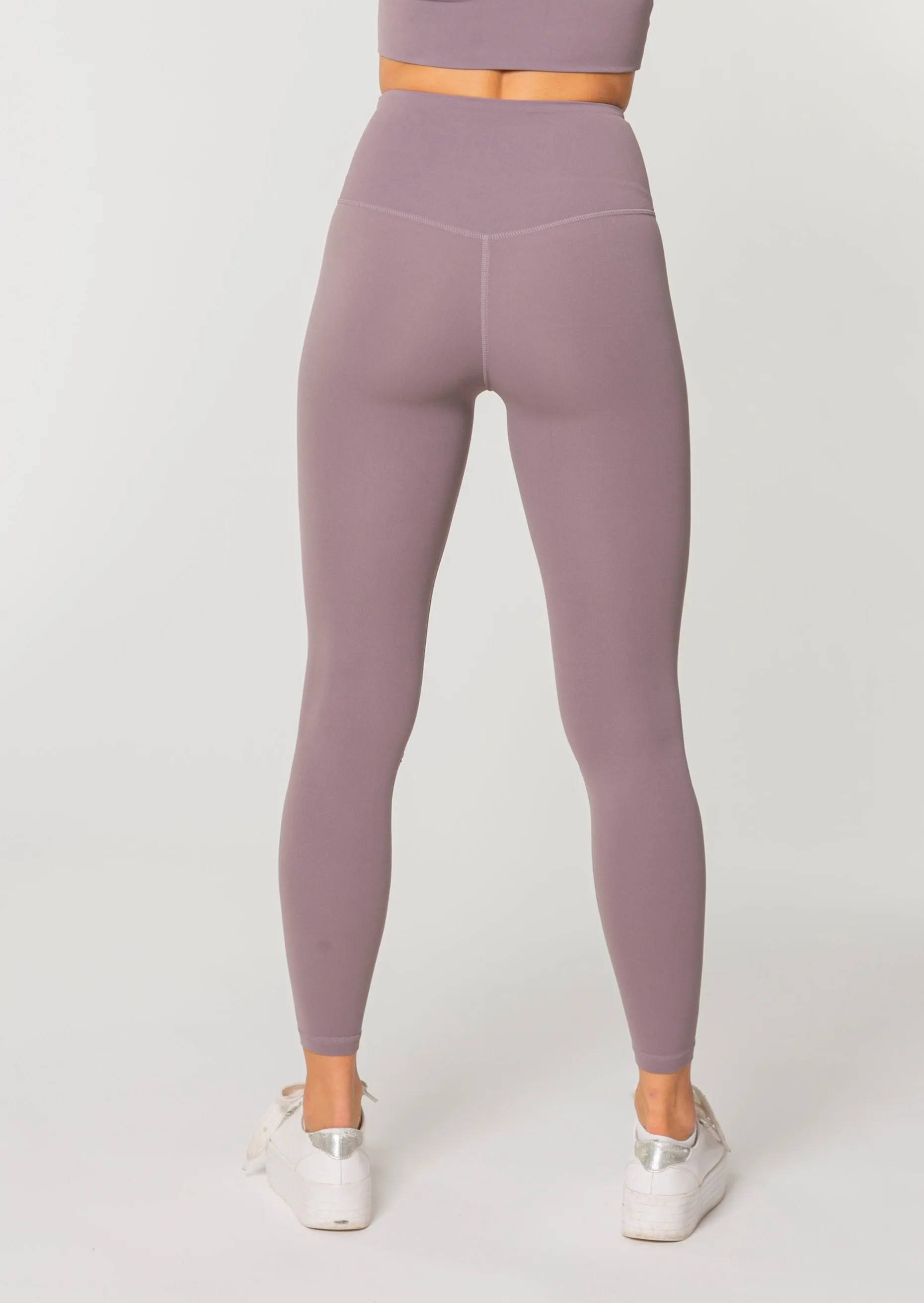 Performance Leggings (Farbe Black VORBESTELLUNG)