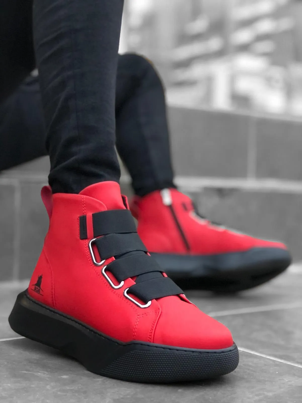 Red Mid Top Sneaker BA0142