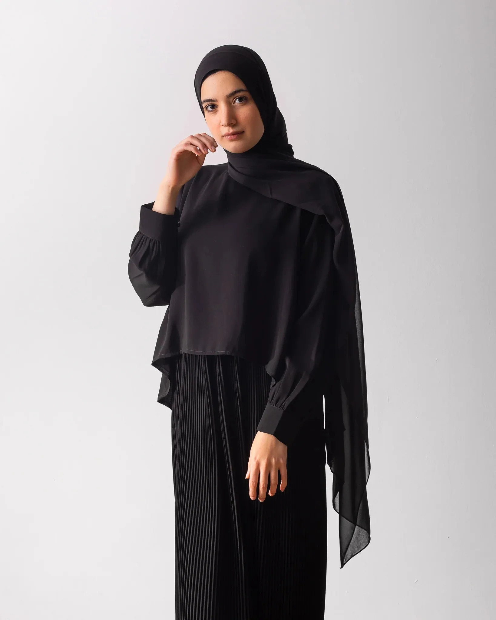 Two pieces cape pleated abaya